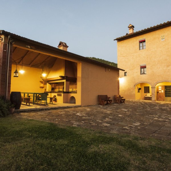 Vendemmia | Tuscan apartment on a wine estate near Florence