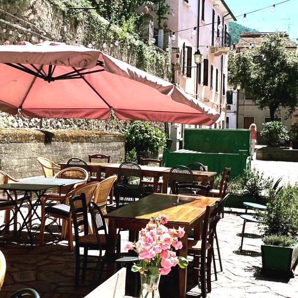 There is a small restaurant in the main square of Ameglia