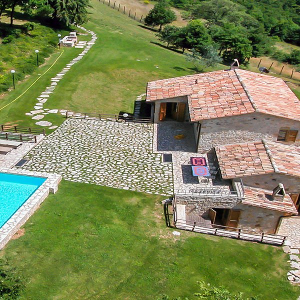 Casa Umbra | Villa and pool for 6 in Umbria