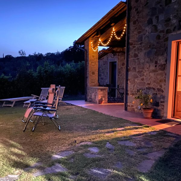 Castelonchio | Private Pool Villa on Lake Trasimeno, Umbria