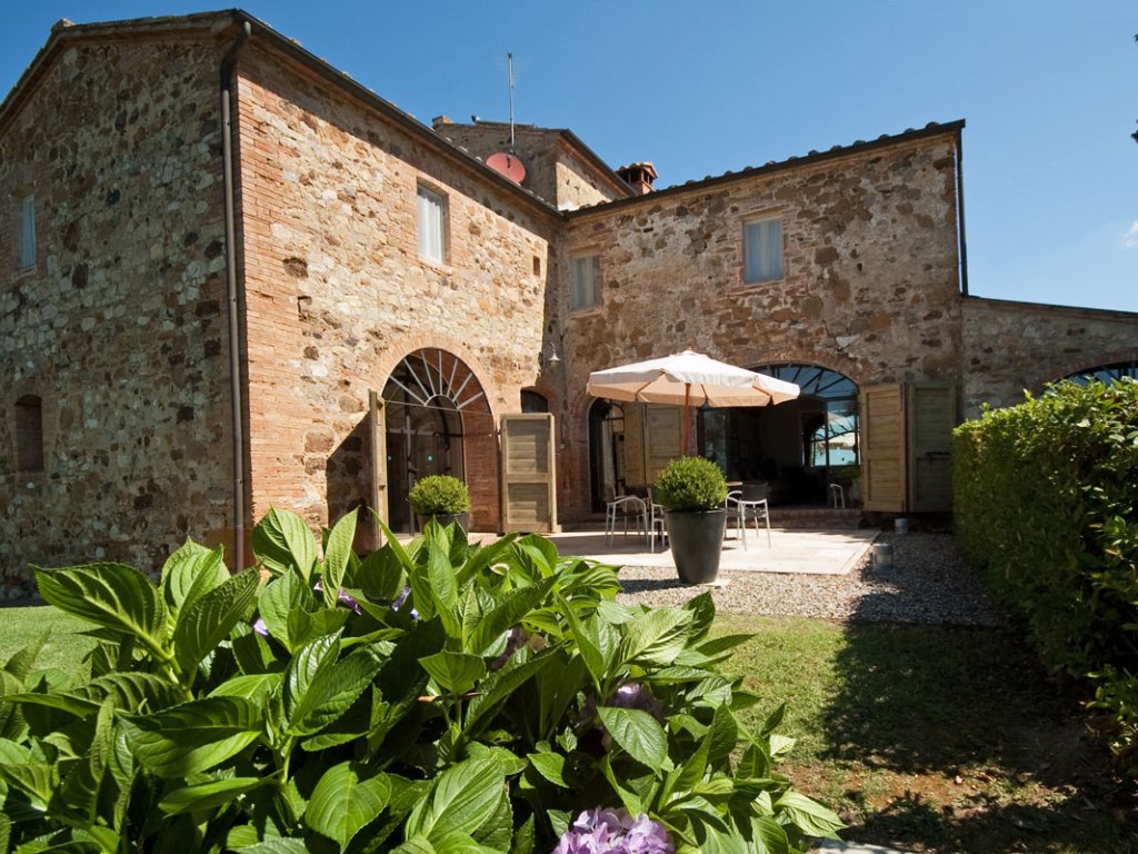 Colomba | Elegant Tuscan Villa | Private Pool | Near Trequanda, Tuscany