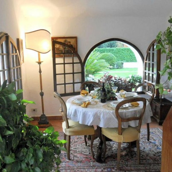 Eva's Cottage: Private Lakeside Villa on Lake Maggiore