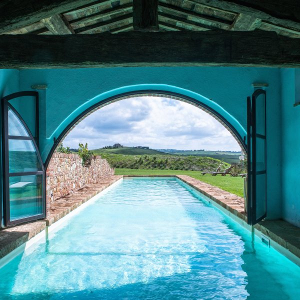 Villa Fiammetta | A Tuscan villa embraced by the soft hills of the Valdorcia