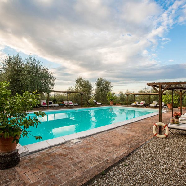 Villa Goga - Villa and pool for 20 | Superb Tuscan property near Siena