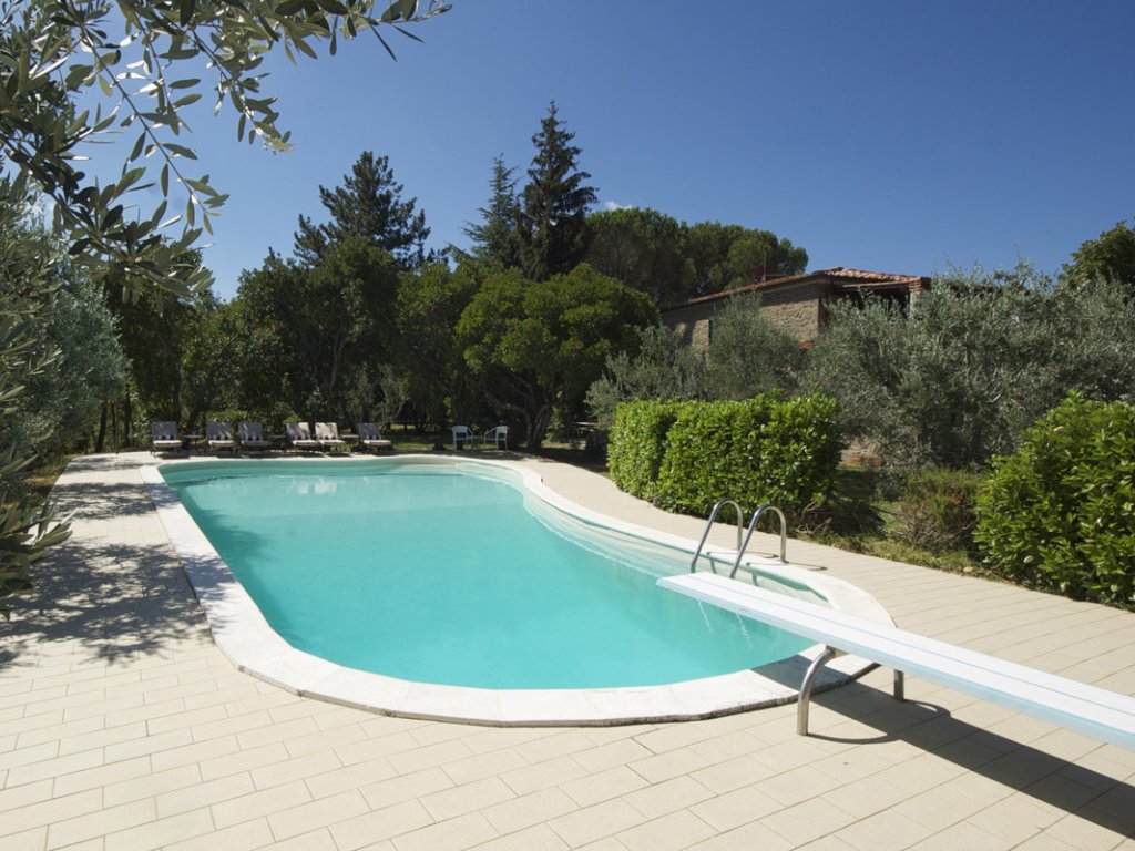 Villa Rapale | Villa for 10 with pool and tennis court near Siena