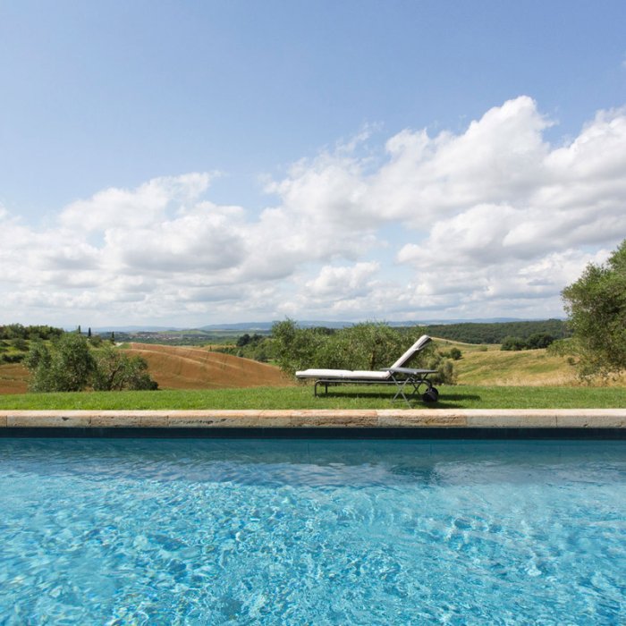 Small Tuscan Villas for 2 to 4