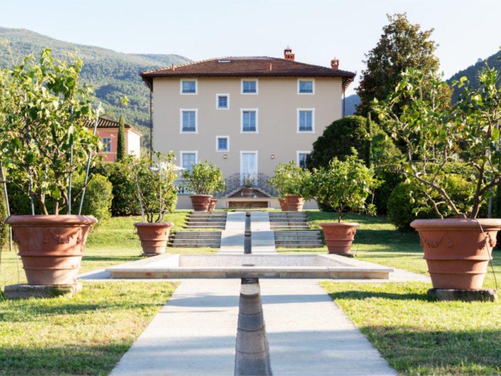 Villa Marlena | Luxury Lucca Villa with Indoor and Outdoor Pool