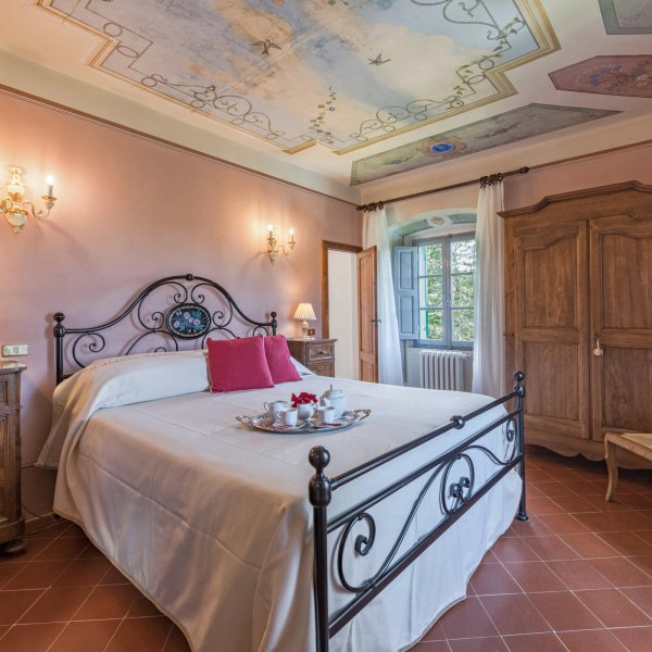 Villa di Monterchi | A magnificent Tuscan villa for 12