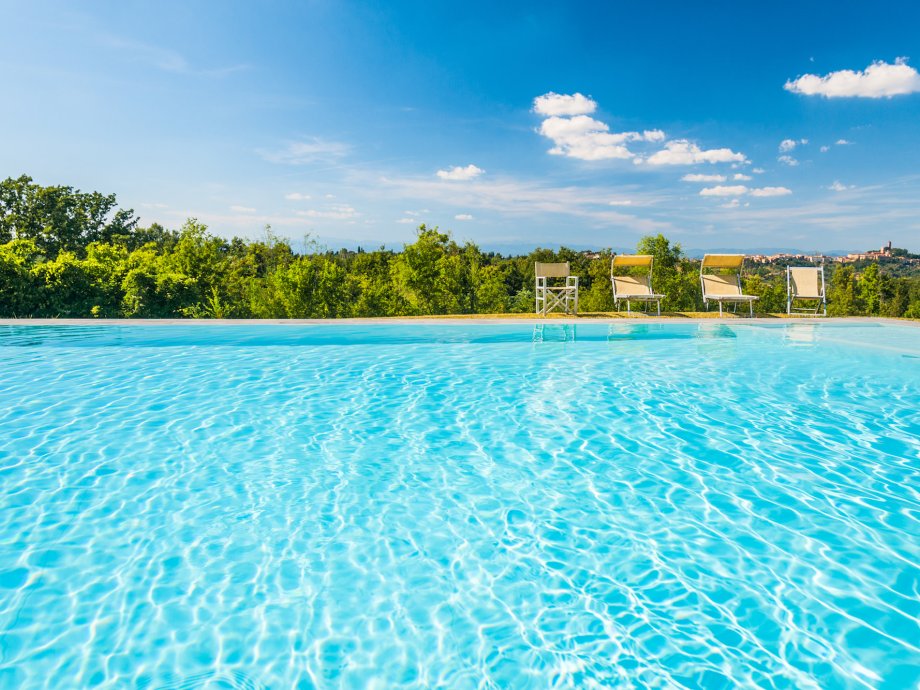 Italian Villas with Shared Pools