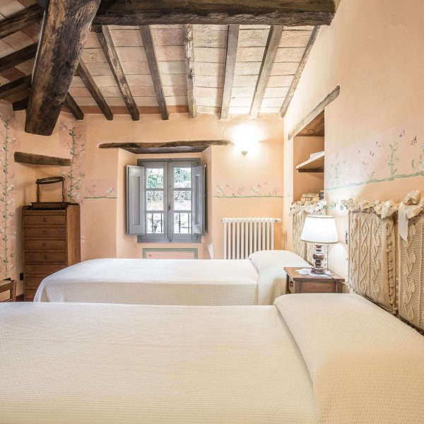 Francesca | A luxury villa for 10 close to Monterchi