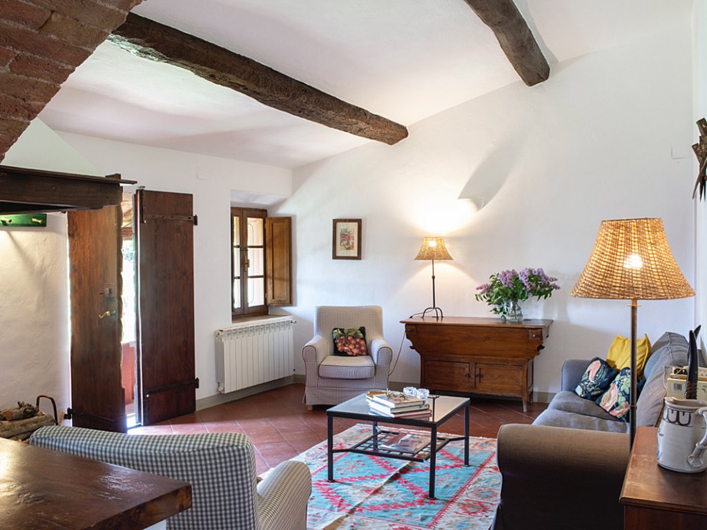 Virginia A | Villa for 4 in the popular Montestigliano Tuscan estate