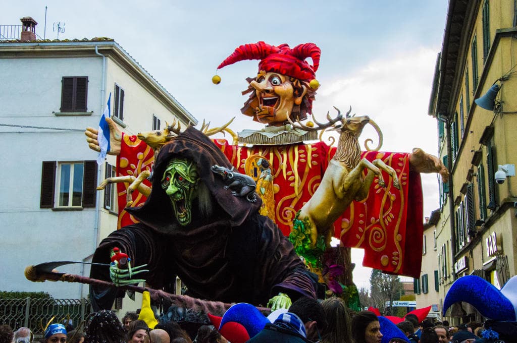 Carro Rustici at the Carneval in Foiano della Chiana Carro-Rustici-Foiano
