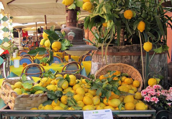 Lemons are the star in Monterosso al Mare in May Lemons are the star in Monterosso al Mare in May