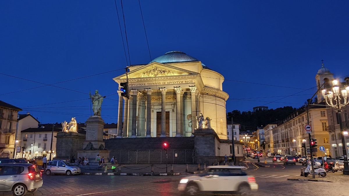 Torino : Photo by Flavio Pi on Unsplash Torino