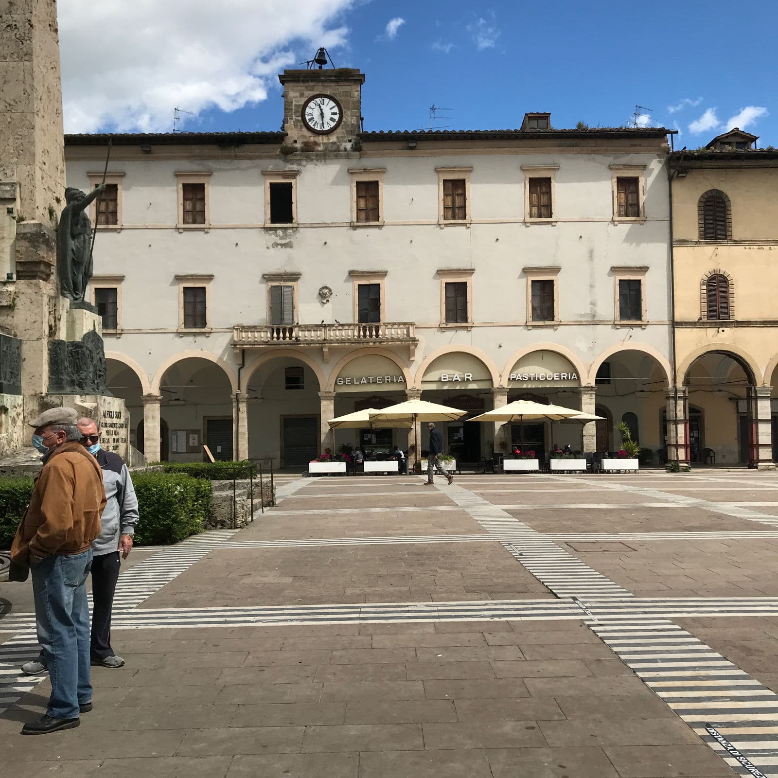 Meanwhile, here's Bar Garibaldi in real life! Killing-Eve-in-Colle-val-delsa